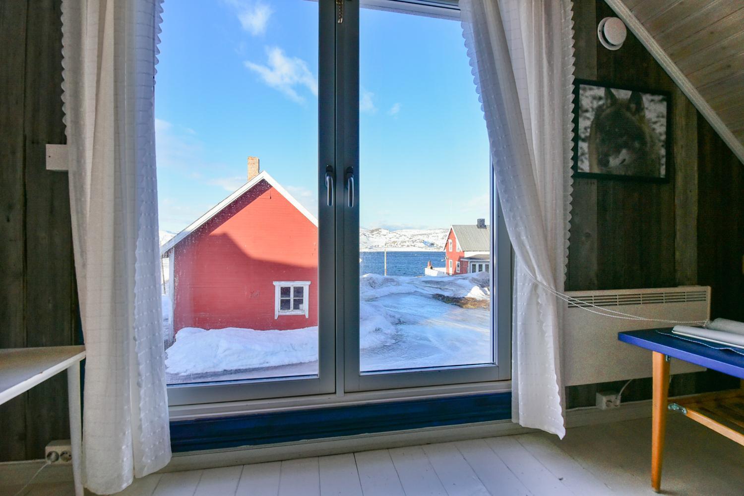 Kongsfjord Arctic Lodge Exterior photo