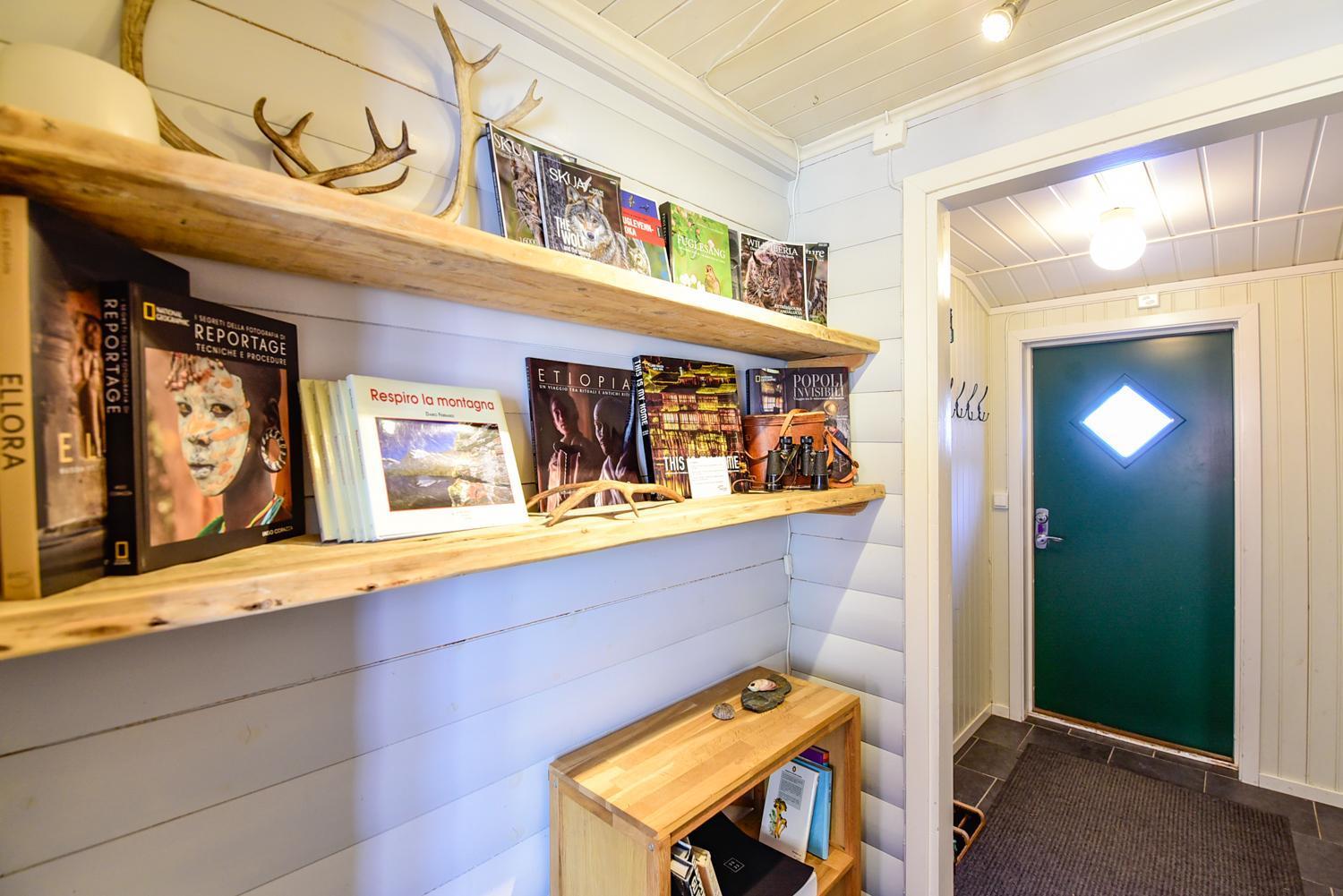 Kongsfjord Arctic Lodge Exterior photo